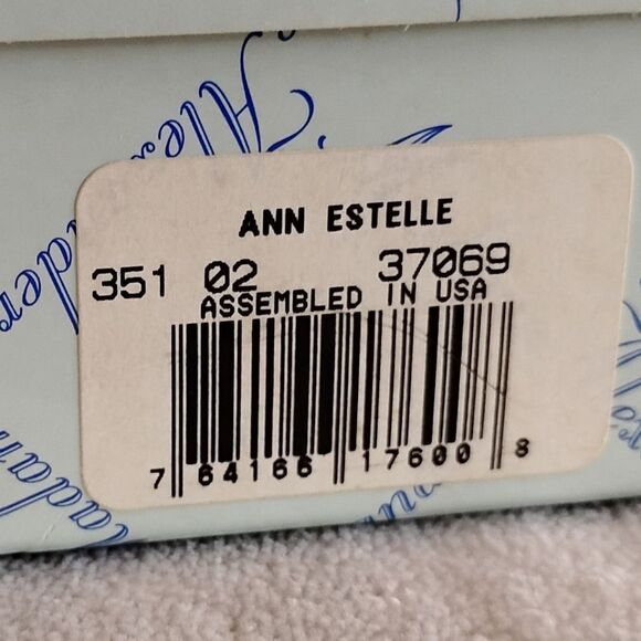 Madame Alexander Presents Mary Engelbreit - Picture 7 of 8